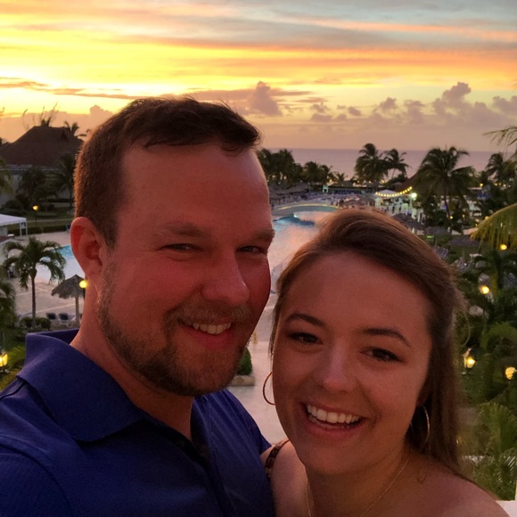 Meet your Posher, Holly - Picture 4 of 4